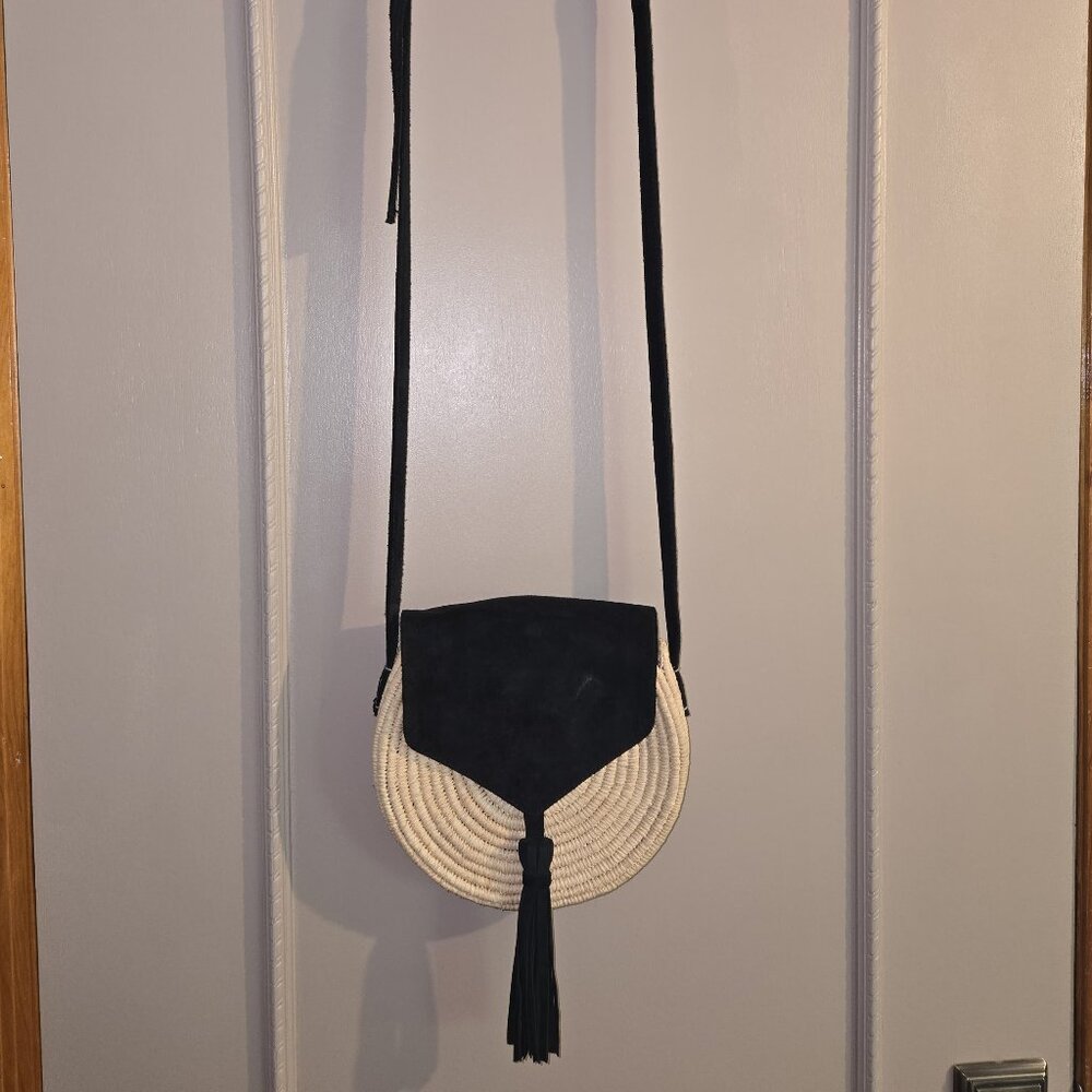 Handmade Moroccan raffia Tusels crossbody bag with long adjustable strap 100% ge